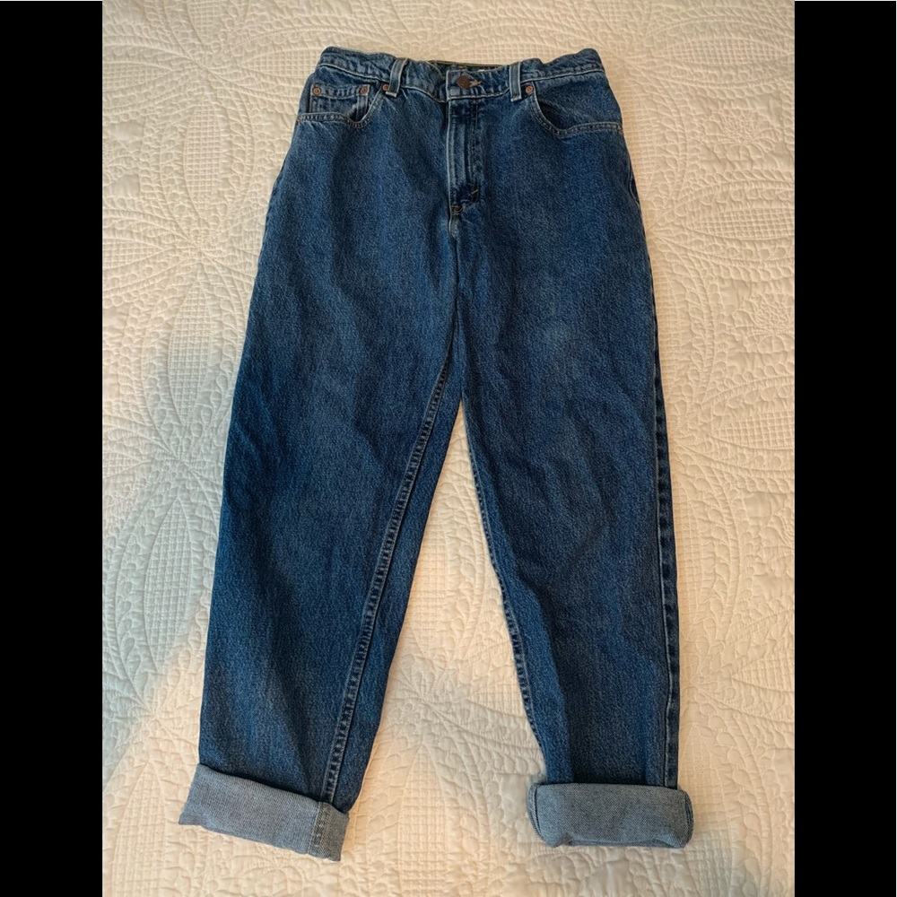 Levi’s mom jeans